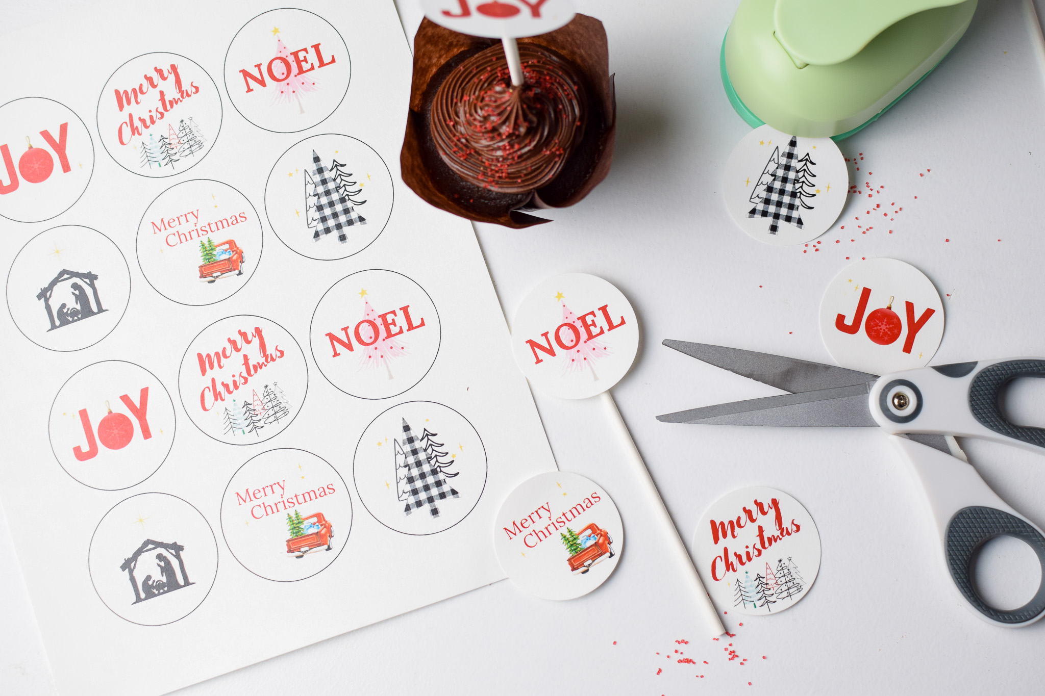 printable christmas tags for cupcakes